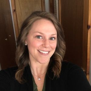 Meet your Posher, Adriane